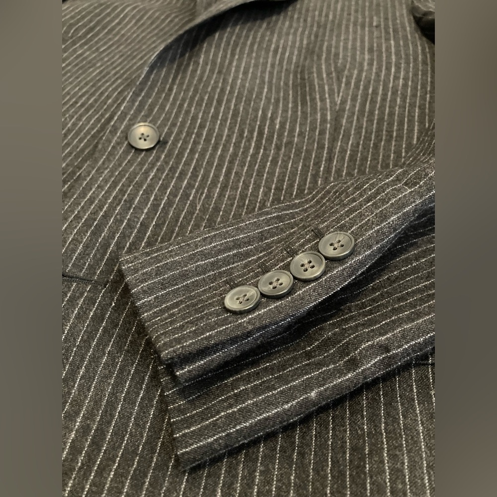 STAFFORD Signature 100% Wool Grey Pinstriped Blazer